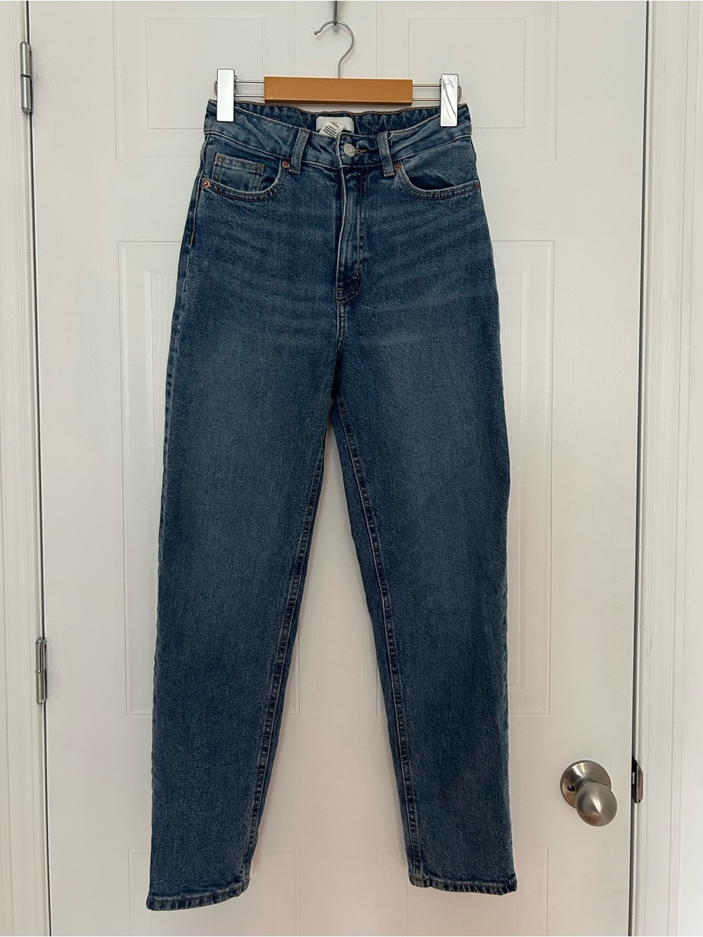 H&M High-Rise Indigo Straight-Leg Jeans - Women’s Size 2